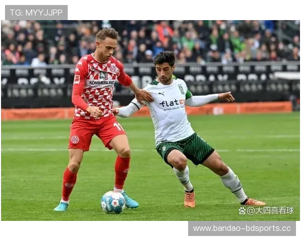 德甲今日赛场各队表现均衡 个人贡献稳定持续彰显球员实力 德甲今日赛场各队表现均衡 个人贡献稳定持续彰显球员实力