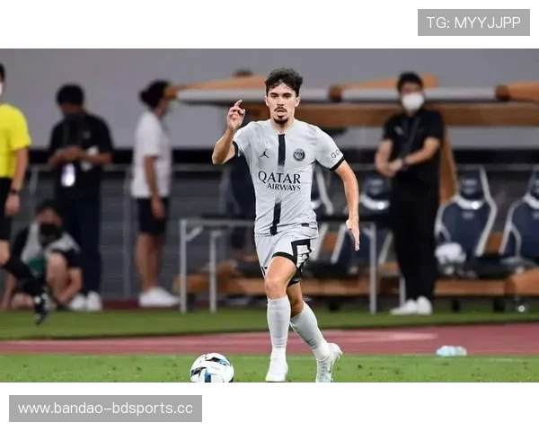 五冠真核维蒂尼亚25岁打满210分钟 两大决赛攻防拉满展现完美表现